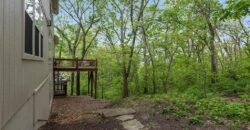 10200 Magnolia Lane, Parkville, MO 64152