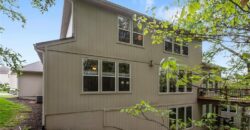 10200 Magnolia Lane, Parkville, MO 64152