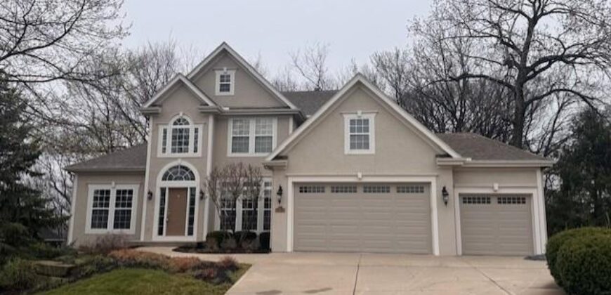 10200 Magnolia Lane, Parkville, MO 64152