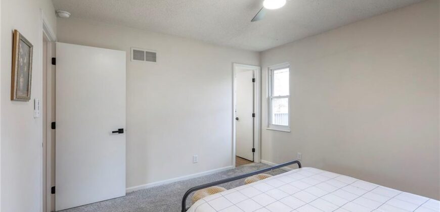 924 Shilo Court, Liberty, MO 64068