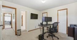 8205 NW Bradford Court, Kansas City, MO 64151