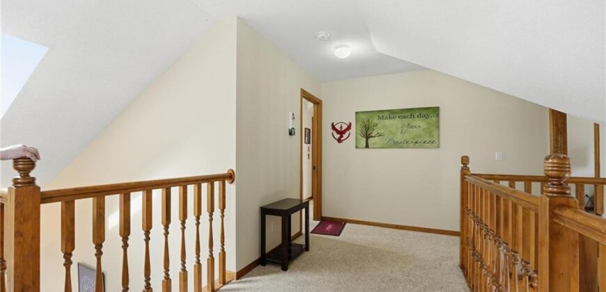 8205 NW Bradford Court, Kansas City, MO 64151