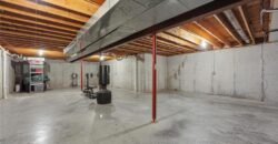 8205 NW Bradford Court, Kansas City, MO 64151