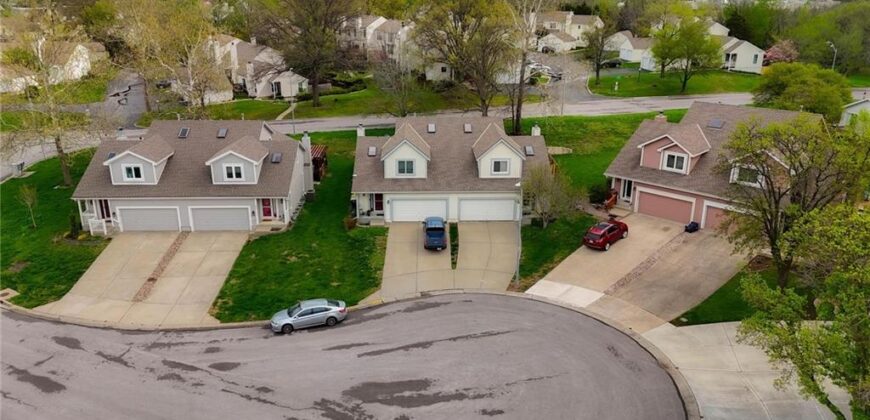 8205 NW Bradford Court, Kansas City, MO 64151