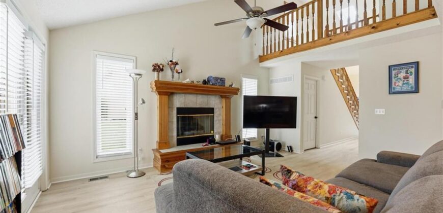 8205 NW Bradford Court, Kansas City, MO 64151