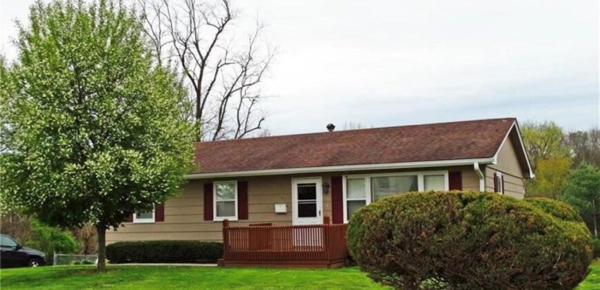 409 5th Street, Weston, MO 64098