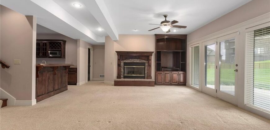 8915 NE 94th Terrace, Kansas City, MO 64157