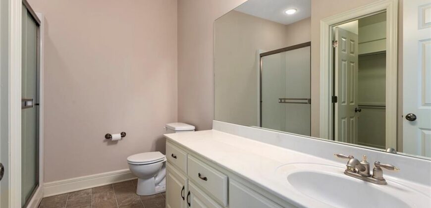 8915 NE 94th Terrace, Kansas City, MO 64157