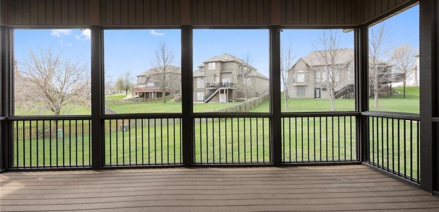 8915 NE 94th Terrace, Kansas City, MO 64157