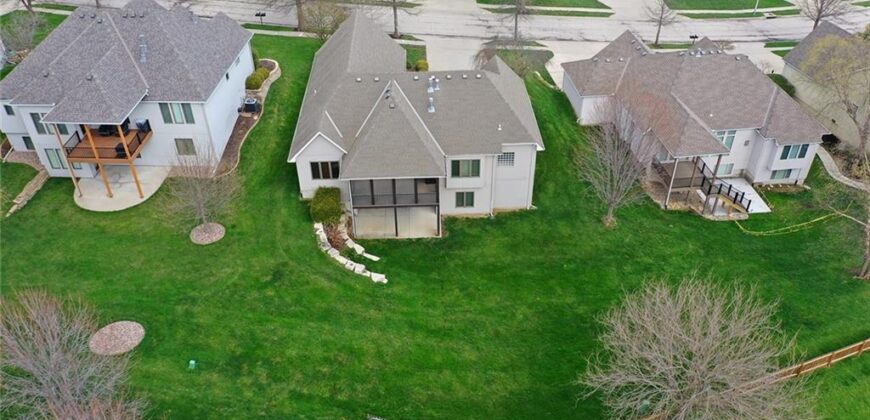 8915 NE 94th Terrace, Kansas City, MO 64157