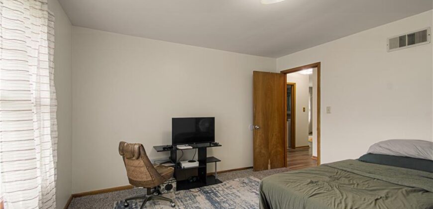 8116 N Main Street, Kansas City, MO 64118