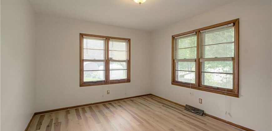 8116 N Main Street, Kansas City, MO 64118