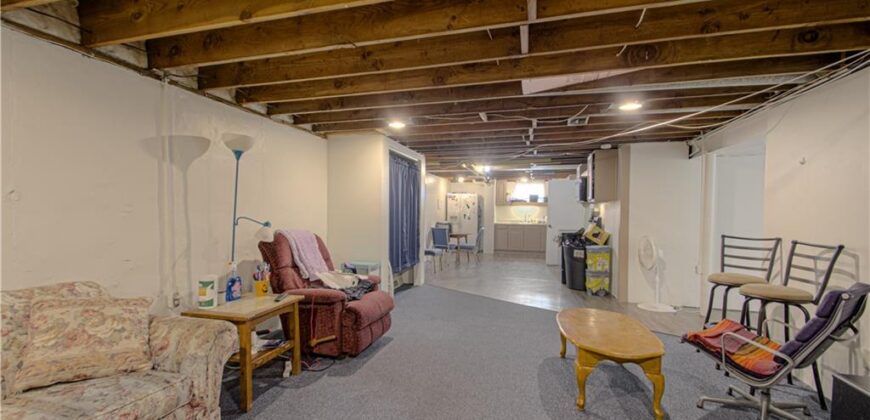 8116 N Main Street, Kansas City, MO 64118