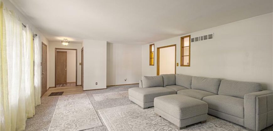 8116 N Main Street, Kansas City, MO 64118