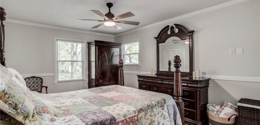 2703 NE 68th Terrace, Kansas City, MO 64119