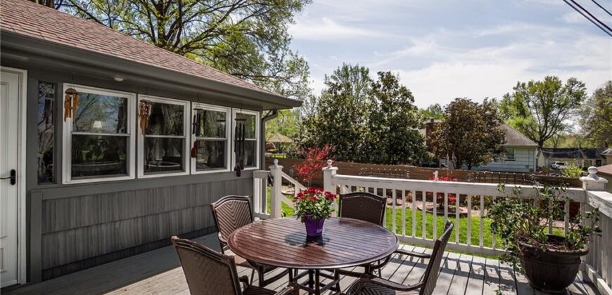 2703 NE 68th Terrace, Kansas City, MO 64119