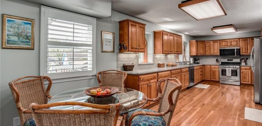 2703 NE 68th Terrace, Kansas City, MO 64119