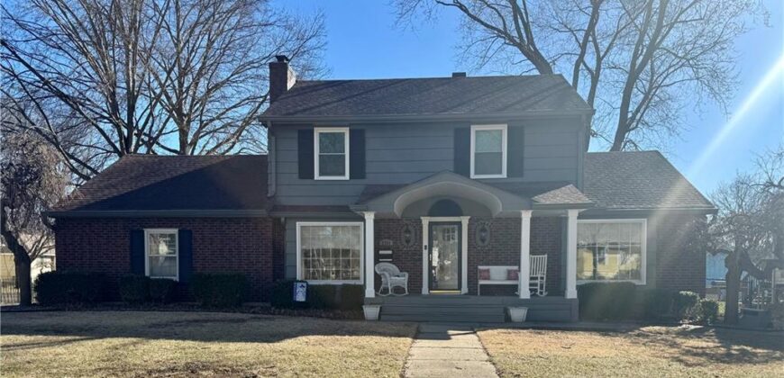 2703 NE 68th Terrace, Kansas City, MO 64119