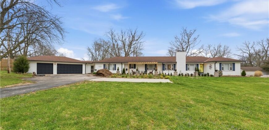 121 Highland Park Avenue, Excelsior Springs, MO 64024