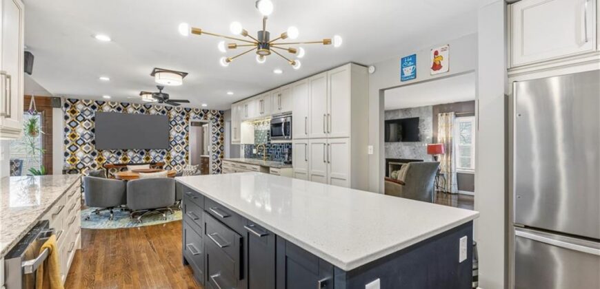 121 Highland Park Avenue, Excelsior Springs, MO 64024