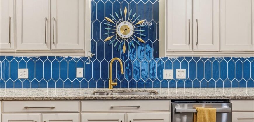 121 Highland Park Avenue, Excelsior Springs, MO 64024