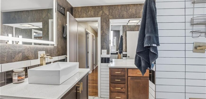 121 Highland Park Avenue, Excelsior Springs, MO 64024