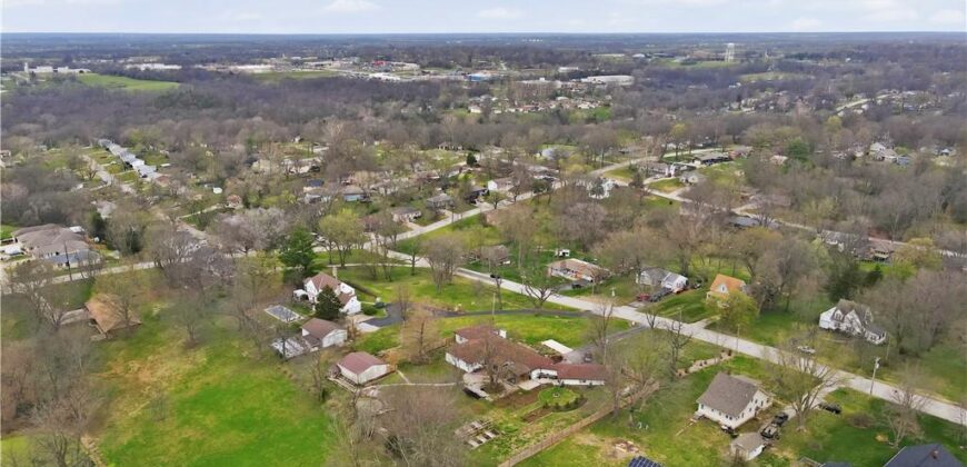 121 Highland Park Avenue, Excelsior Springs, MO 64024