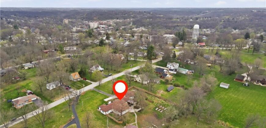 121 Highland Park Avenue, Excelsior Springs, MO 64024