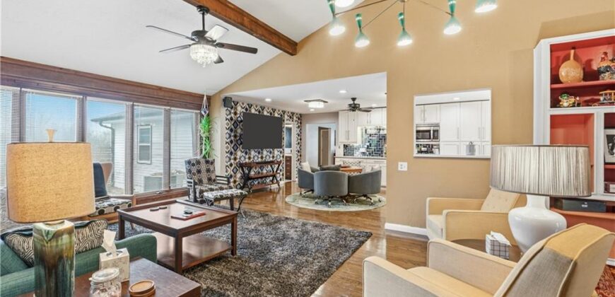 121 Highland Park Avenue, Excelsior Springs, MO 64024