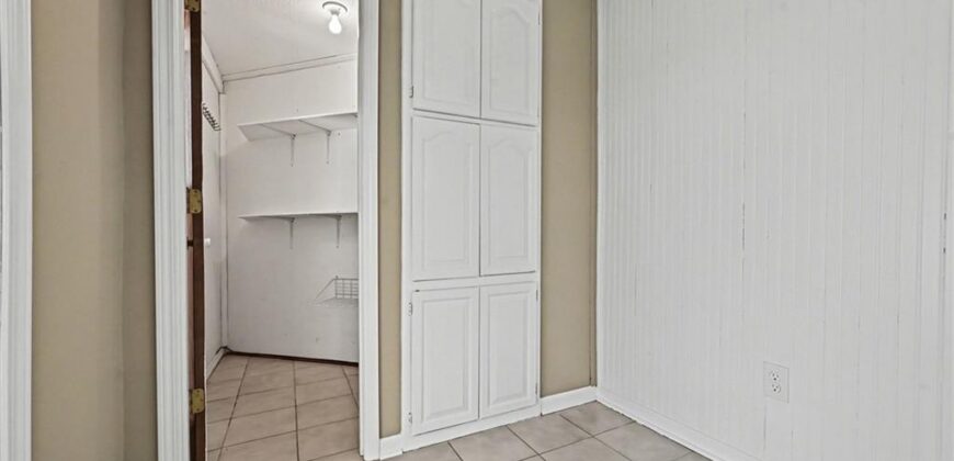 6409 Clinton County Line Road, Trimble, MO 64492