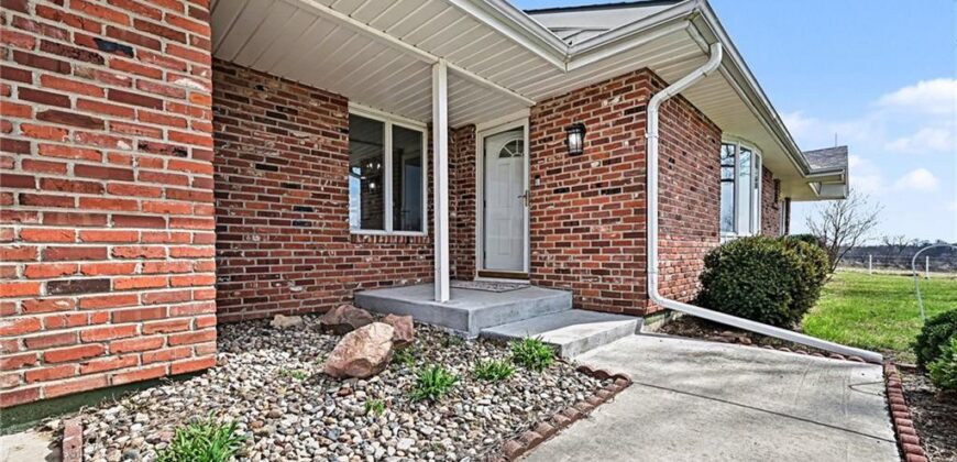 6409 Clinton County Line Road, Trimble, MO 64492