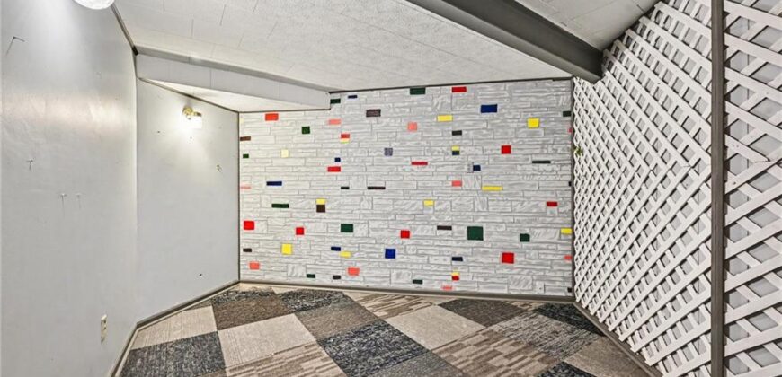 6409 Clinton County Line Road, Trimble, MO 64492