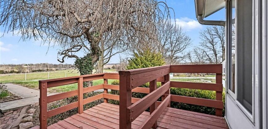 6409 Clinton County Line Road, Trimble, MO 64492