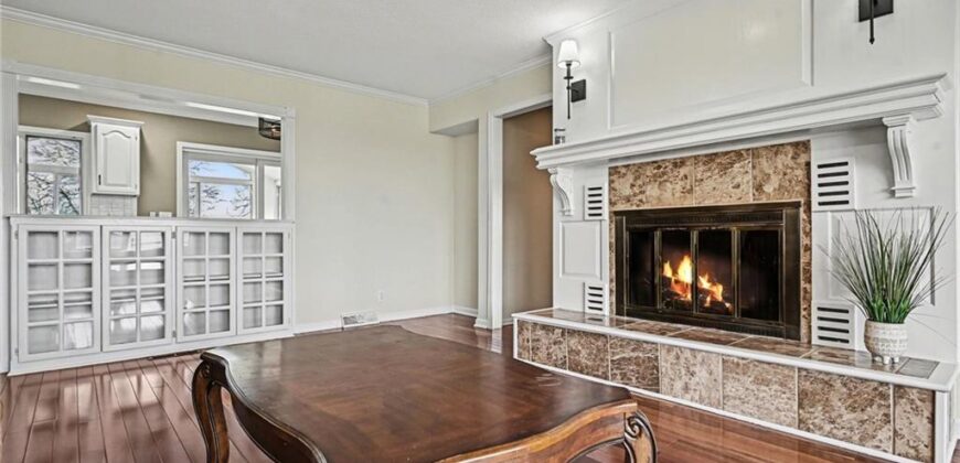 6409 Clinton County Line Road, Trimble, MO 64492