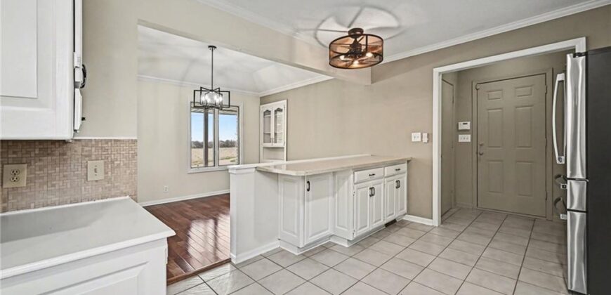 6409 Clinton County Line Road, Trimble, MO 64492