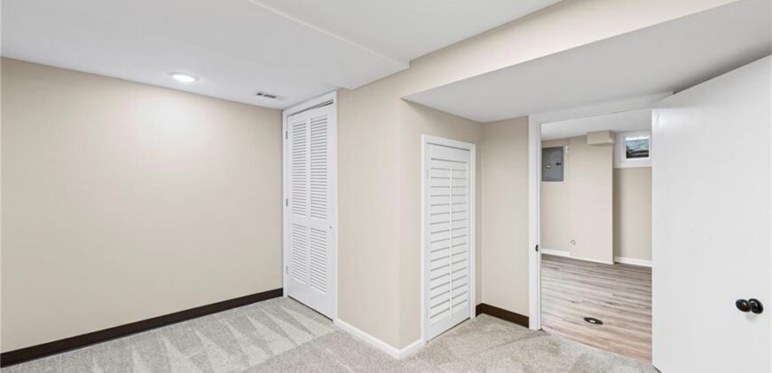 6408 N Central Street, Gladstone, MO 64118