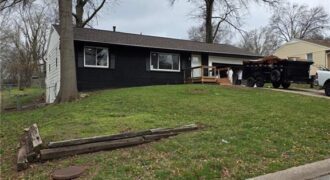 6408 N Central Street, Gladstone, MO 64118