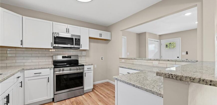 6408 N Central Street, Gladstone, MO 64118