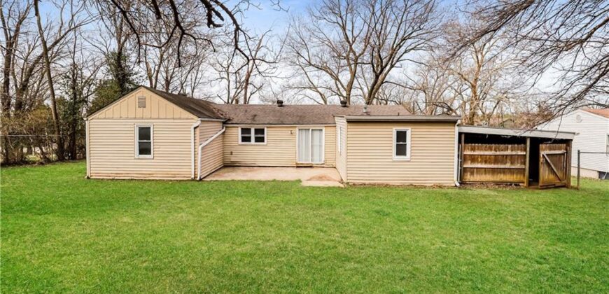 7933 N Jefferson Street, Kansas City, MO 64118