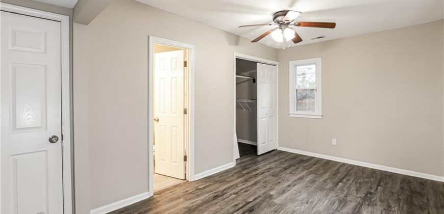 7933 N Jefferson Street, Kansas City, MO 64118