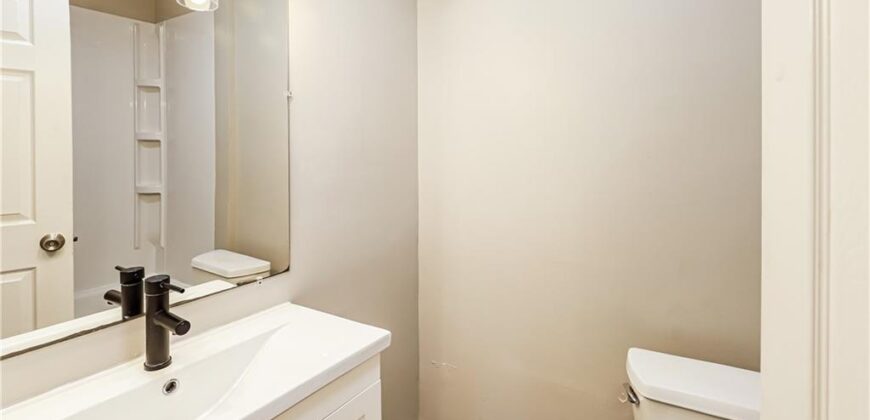 7933 N Jefferson Street, Kansas City, MO 64118