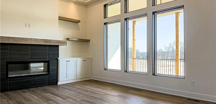 10787 Genesis Drive, Parkville, MO 64152