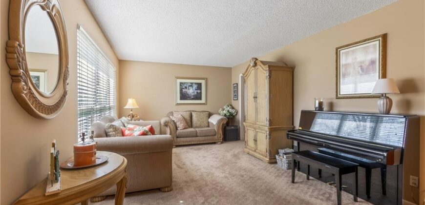 11030 N Charlotte Street, Kansas City, MO 64155