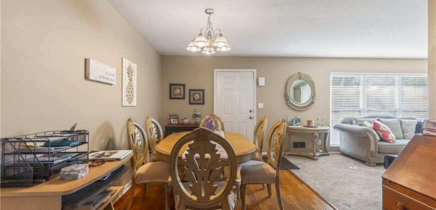 11030 N Charlotte Street, Kansas City, MO 64155