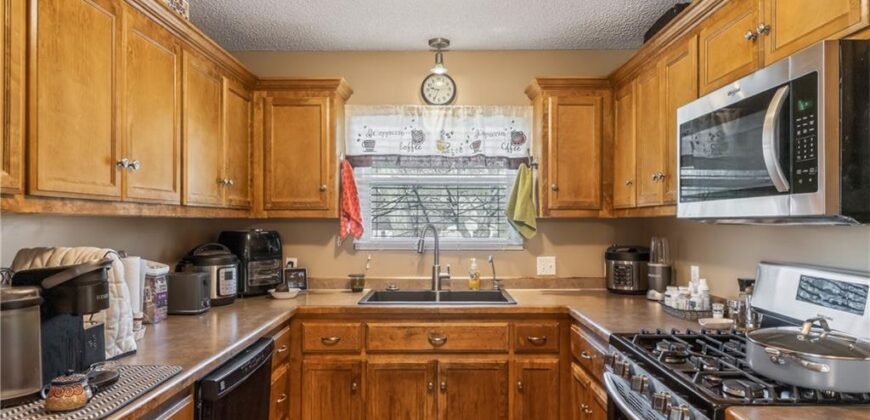 11030 N Charlotte Street, Kansas City, MO 64155