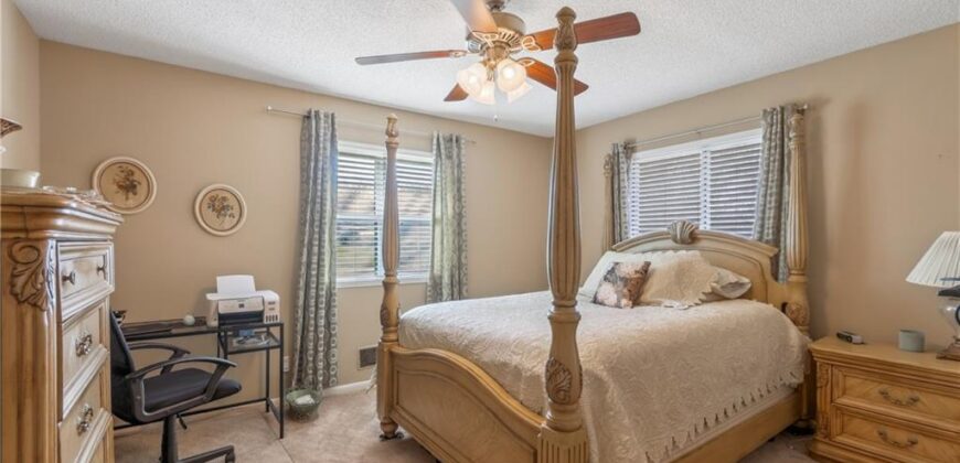 11030 N Charlotte Street, Kansas City, MO 64155