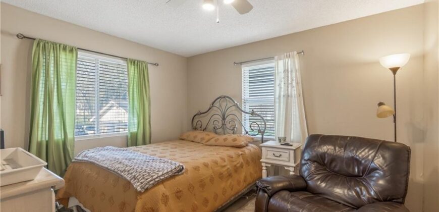 11030 N Charlotte Street, Kansas City, MO 64155