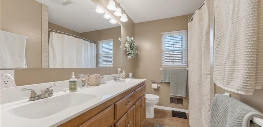 11030 N Charlotte Street, Kansas City, MO 64155