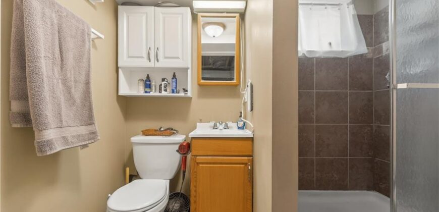 11030 N Charlotte Street, Kansas City, MO 64155