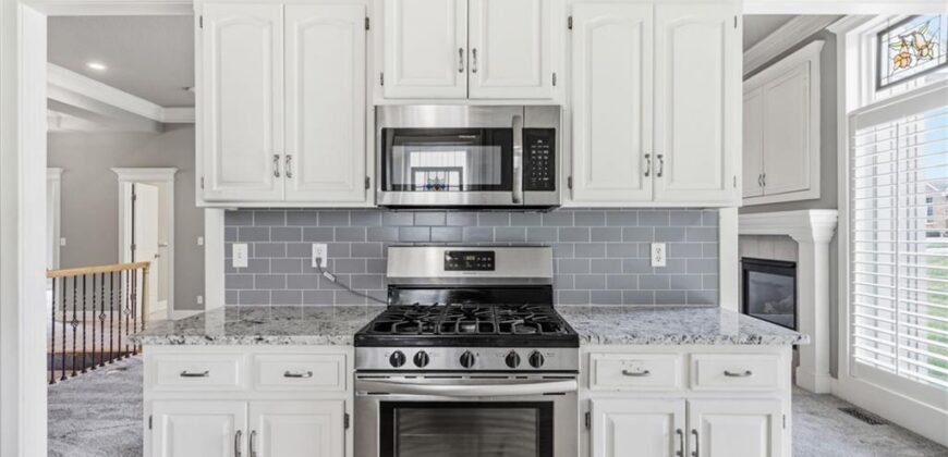 11236 N Randolph Avenue, Kansas City, MO 64157